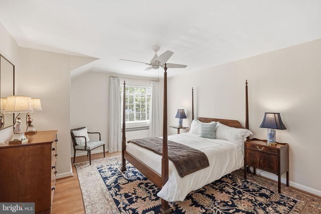 3721 MASSACHUSETTS AVE NW, Washington, DC 20016