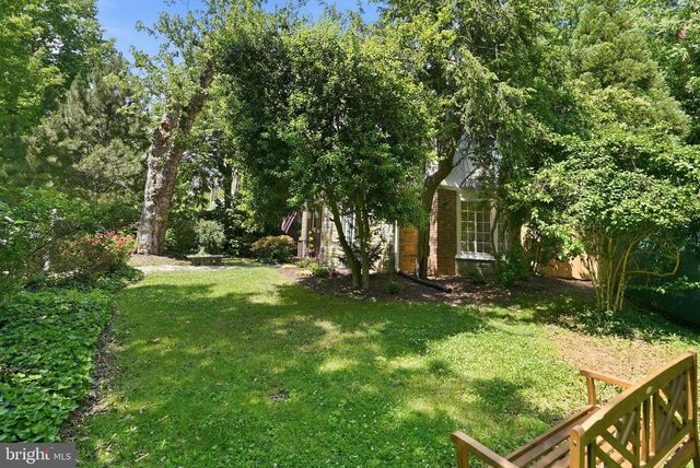 3721 MASSACHUSETTS AVE NW, Washington, DC 20016