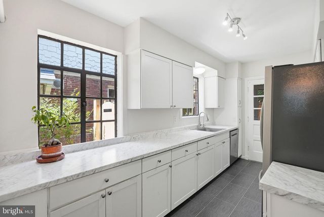 3721 MASSACHUSETTS AVE NW, Washington, DC 20016