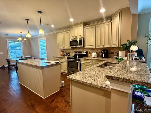 8213 FAITH Lane, Montgomery, AL 36117