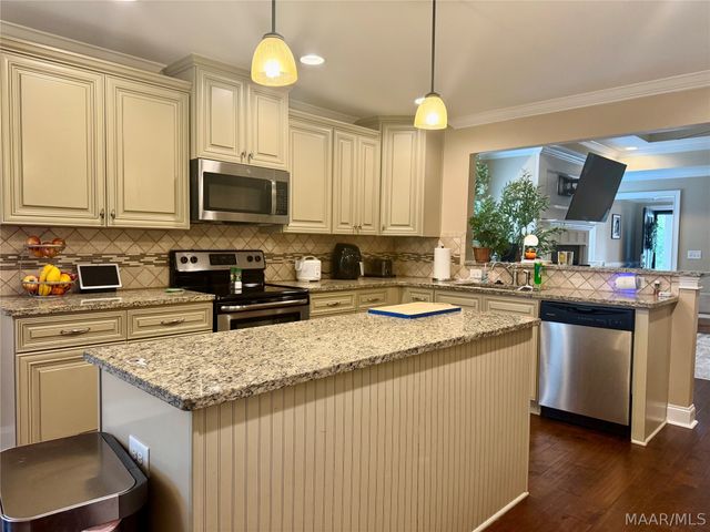 8213 FAITH Lane, Montgomery, AL 36117