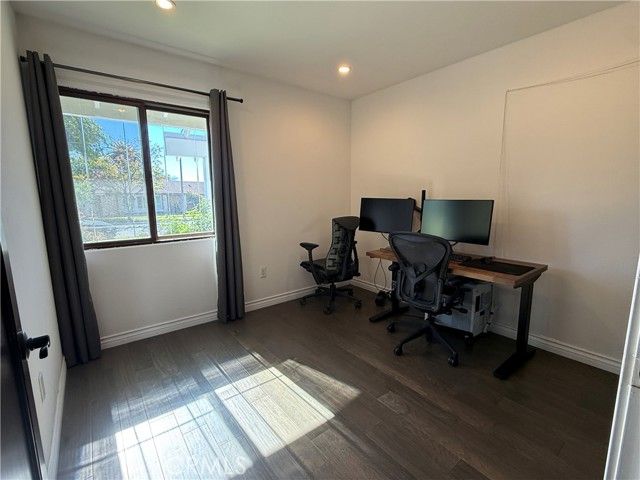 1121 Eucalyptus Ln, Pasadena, CA 91103