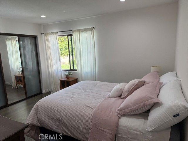 1121 Eucalyptus Ln, Pasadena, CA 91103