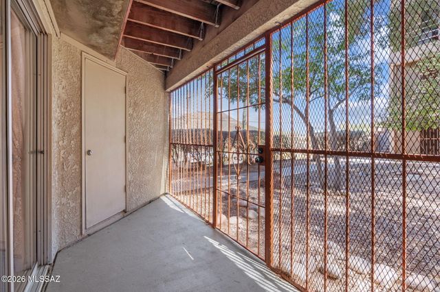 2601 W Broadway Blvd Apt 286, Tucson, AZ 85745