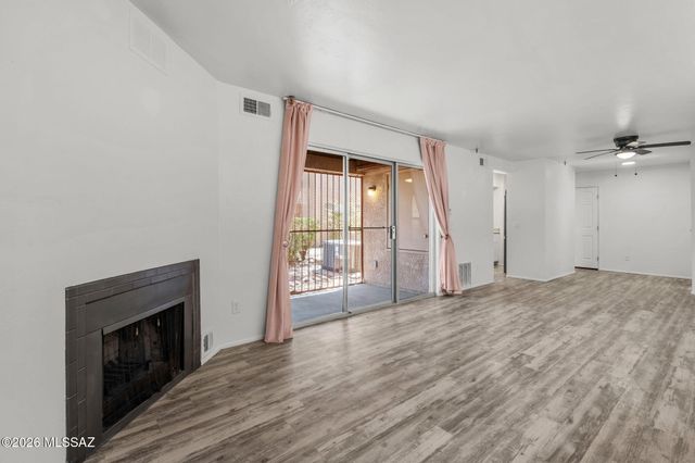 2601 W Broadway Blvd Apt 286, Tucson, AZ 85745