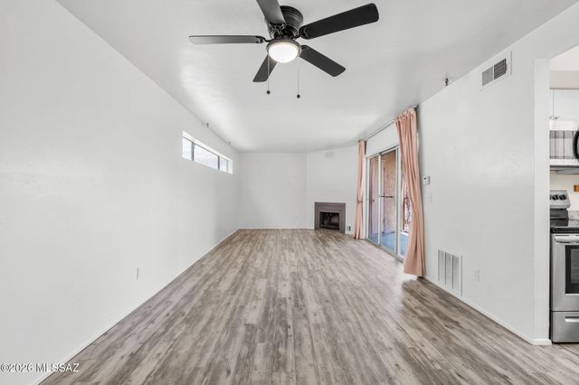 2601 W Broadway Blvd Apt 286, Tucson, AZ 85745
