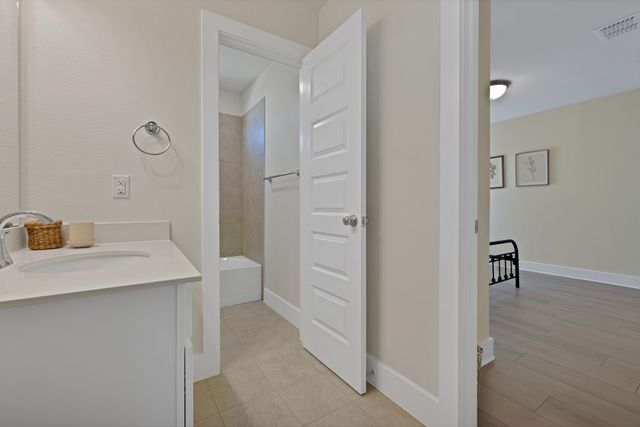 7608 Resting Mews, North Richland Hills, TX 76182