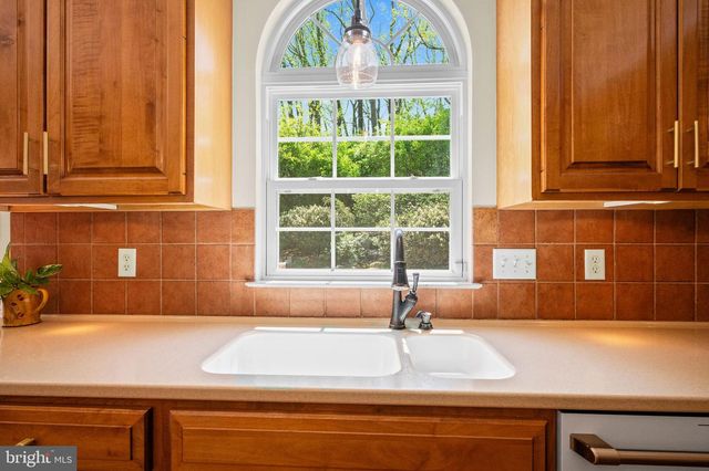 304 HERINGTON DR, Reading, PA 19608
