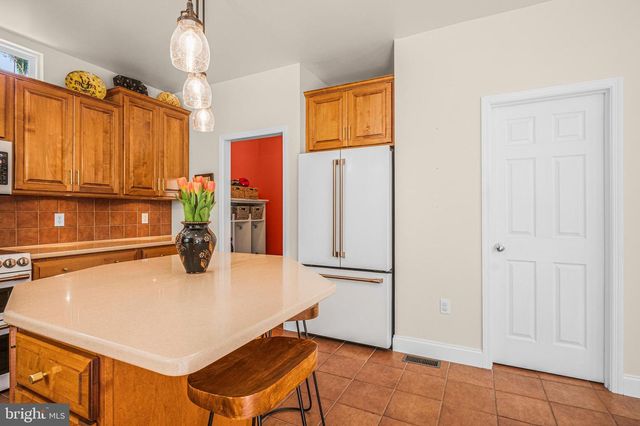 304 HERINGTON DR, Reading, PA 19608