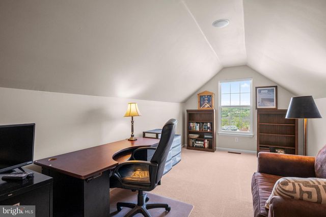 304 HERINGTON DR, Reading, PA 19608