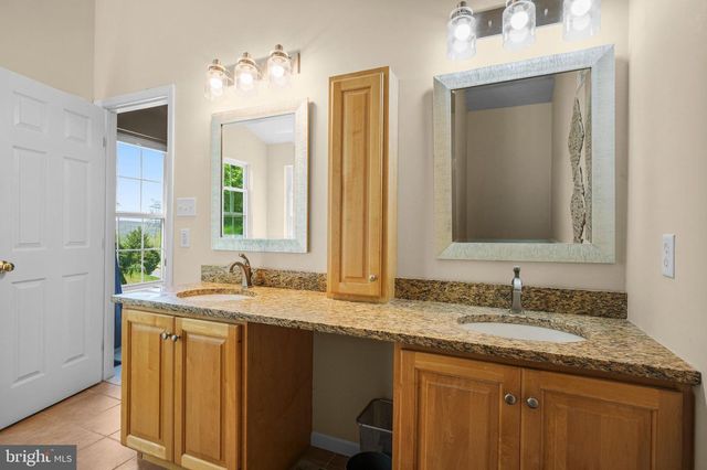 304 HERINGTON DR, Reading, PA 19608
