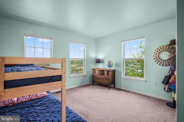 304 HERINGTON DR, Reading, PA 19608