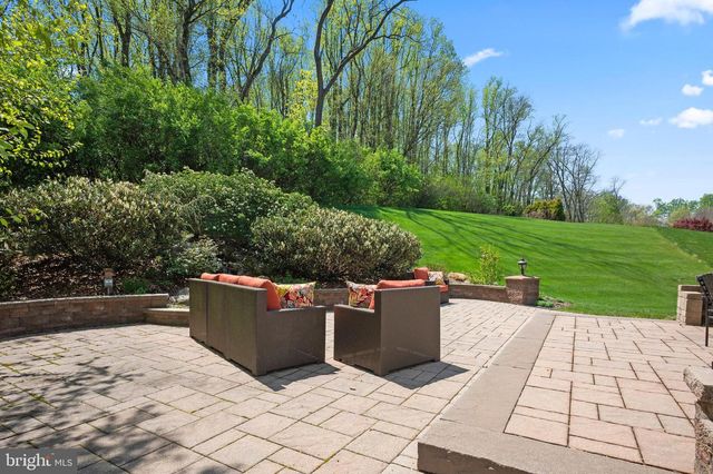304 HERINGTON DR, Reading, PA 19608