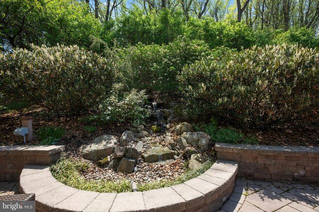 304 HERINGTON DR, Reading, PA 19608