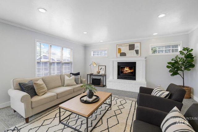 2024 Julie Ln, Twin Falls, ID 83301