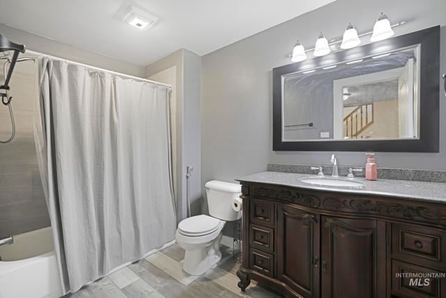 2024 Julie Ln, Twin Falls, ID 83301