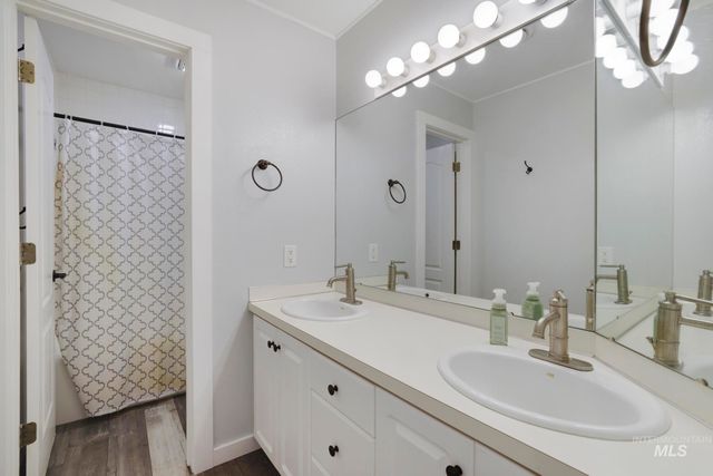 2024 Julie Ln, Twin Falls, ID 83301