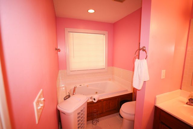 2678 KY - 229, Gray, KY 40734