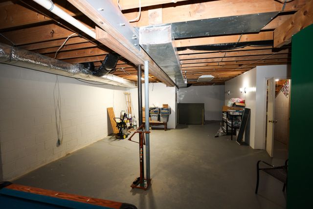 2678 KY - 229, Gray, KY 40734