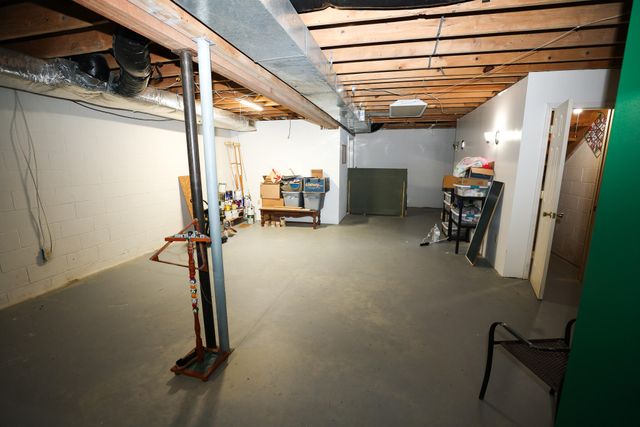 2678 KY - 229, Gray, KY 40734