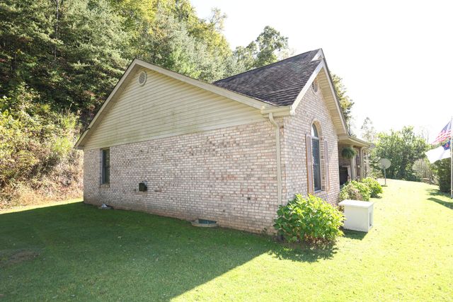 2678 KY - 229, Gray, KY 40734