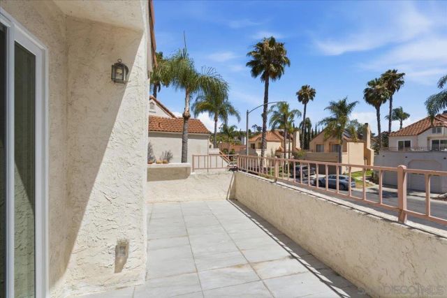 2174 Villa Sonoma Gln, Escondido, CA 92029