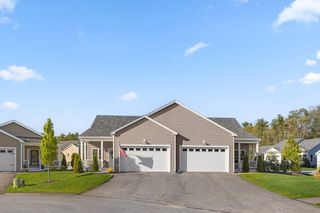 4 King Philip Trail 601, Holden, MA 01520