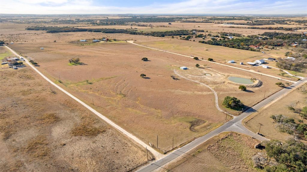 2501 County Road 224, Florence, TX 76527