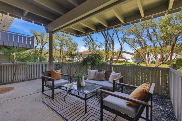 255 S Rengstorff Avenue 7, Mountain View, CA 94040