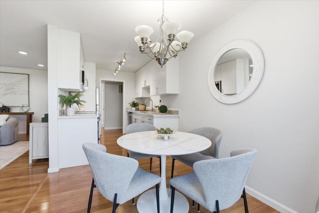 255 S Rengstorff Avenue 7, Mountain View, CA 94040