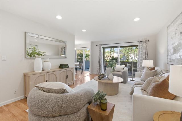 255 S Rengstorff Avenue 7, Mountain View, CA 94040