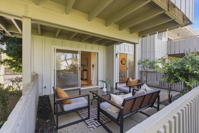 255 S Rengstorff Avenue 7, Mountain View, CA 94040