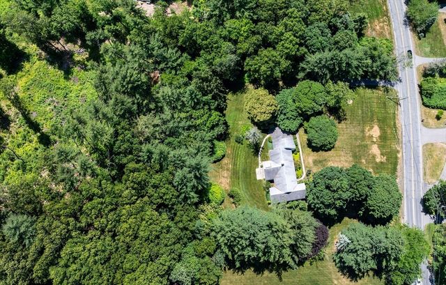 1196 Florence Rd, Northampton, MA 01062