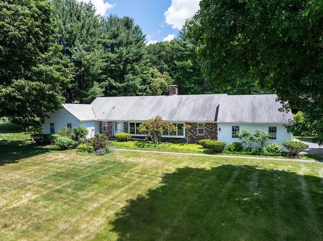 1196 Florence Rd, Northampton, MA 01062