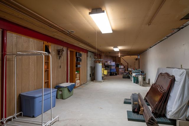 1196 Florence Rd, Northampton, MA 01062