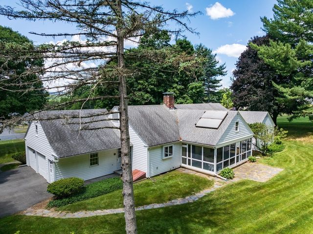 1196 Florence Rd, Northampton, MA 01062