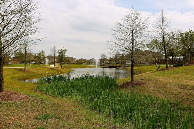 7414 Newbury Trail, Sugar Land, TX 77479