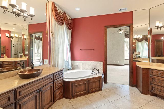 7414 Newbury Trail, Sugar Land, TX 77479