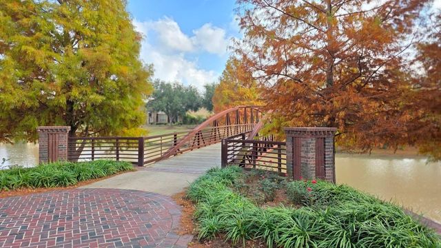 7414 Newbury Trail, Sugar Land, TX 77479