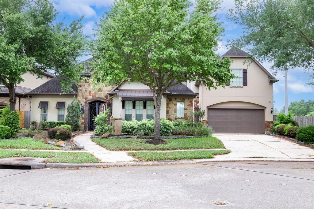 7414 Newbury Trail, Sugar Land, TX 77479