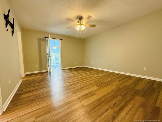 300 Wedge Court, Hope Mills, NC 28348