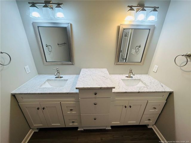 300 Wedge Court, Hope Mills, NC 28348