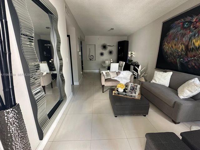 8441 SW 124th Ave 106, Miami, FL 33183
