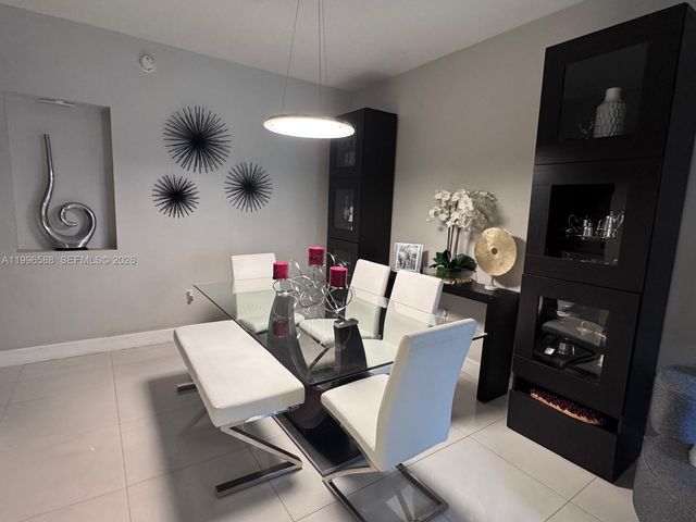 8441 SW 124th Ave 106, Miami, FL 33183