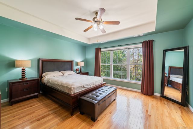 6 Revere Circle, Southbury, CT 06488