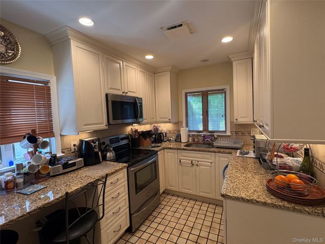 732 Scarsdale Road, Tuckahoe, NY 10707