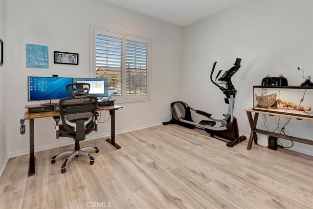 2303 Nova Way, Corona, CA 92883