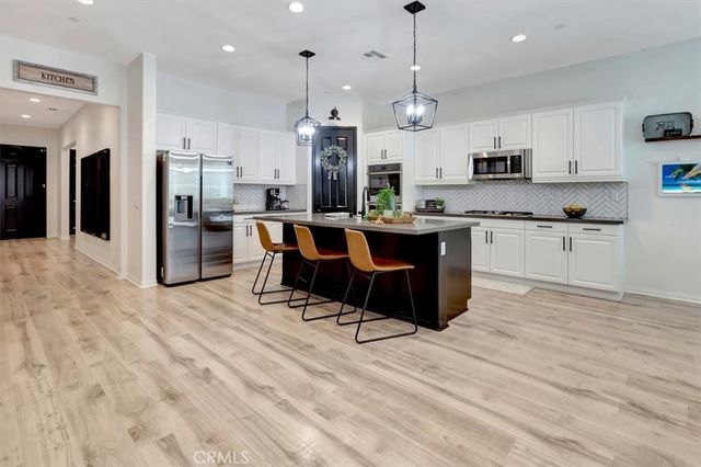 2303 Nova Way, Corona, CA 92883