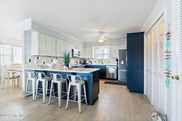 218 Oyster Lane, N Topsail Beach, NC 28460