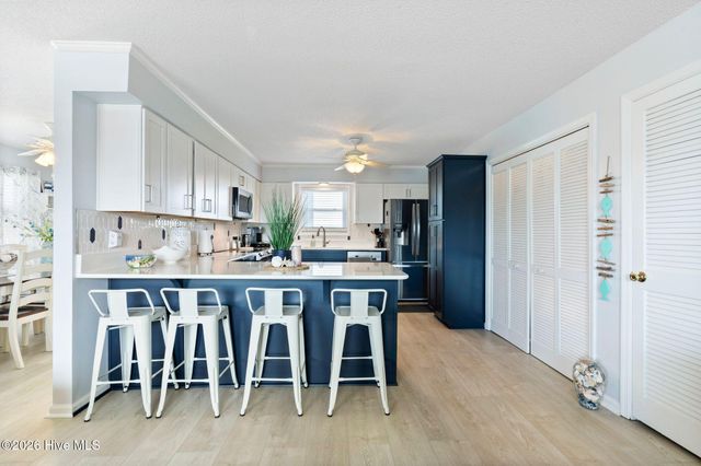 218 Oyster Lane, N Topsail Beach, NC 28460